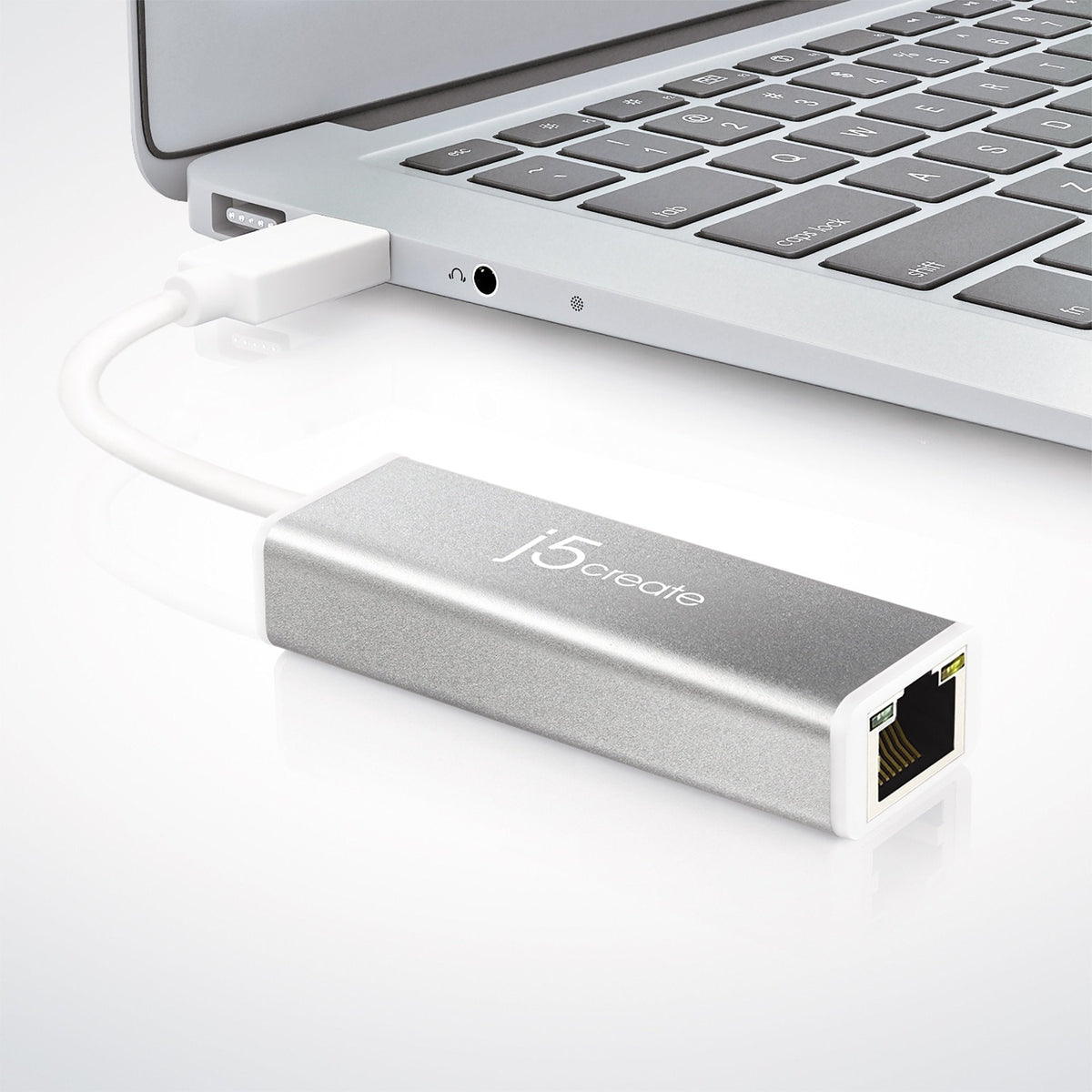 
j5create USB™ 3.0 Gigabit Ethernet Adapter (JUE130)